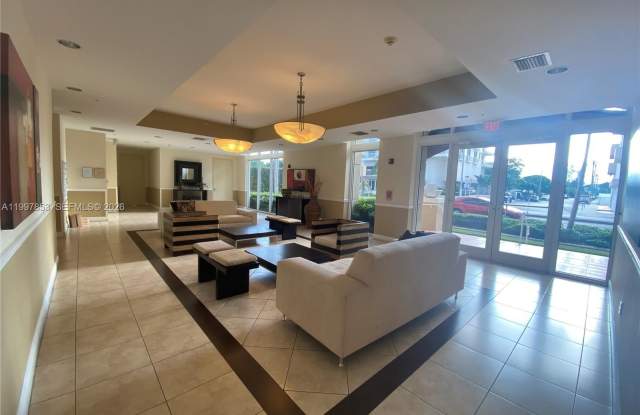 2425 SW 27th Ave photos photos