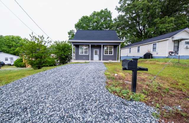 Brand New 2 Bed / 1 Bath Home with Loft Gallery 3