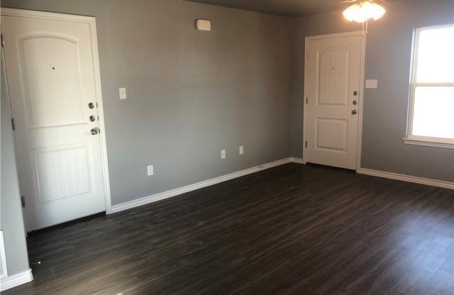 1818 Castroville Trail Gallery 3