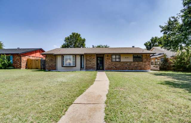 3 Bed 2 Bath 2 Car Garage Edmond Schools! photos photos 3 Bed 2 Bath 2 Car Garage Edmond Schools! photos photos