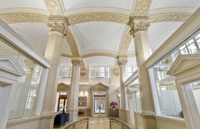 First National Apartments Gallery 4