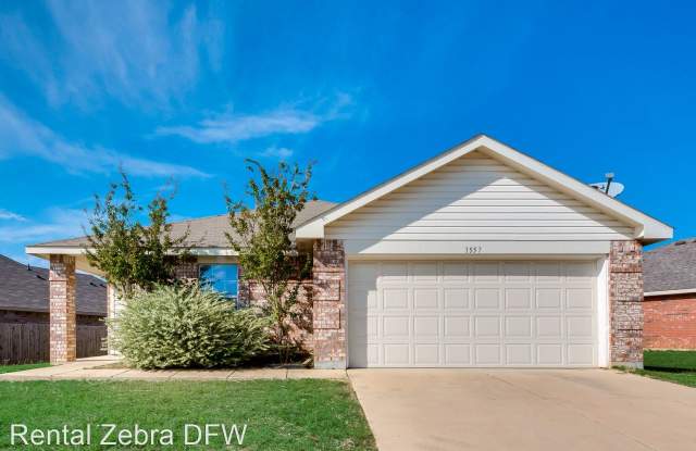 1557 Kings Glen Lane - 1557 Kings Glen Lane, Fort Worth, TX 76140