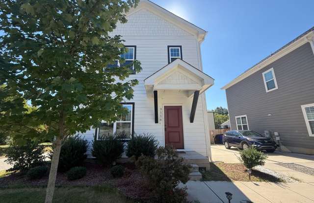 Stunning 3BD, 2.5BA Durham Home with Fenced Yard in a Prime Location Gallery 1