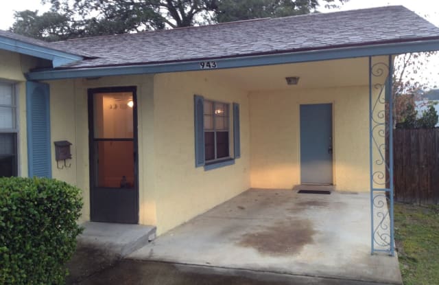 943 La Salle Avenue - 943 La Salle Avenue, Orlando, FL 32803