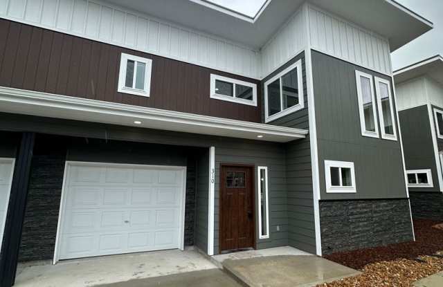 1350 E 24th St photos photos