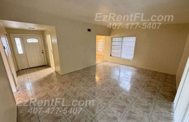 6132 Oakcrest Circle Gallery 2