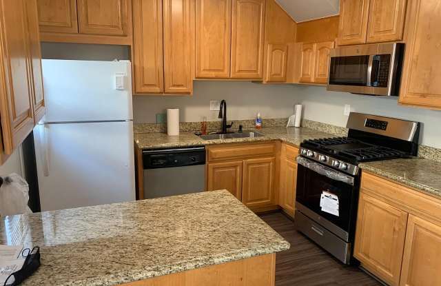 17041 Roscoe Blvd Unit 4 photos photos