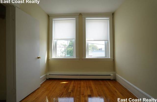 81 Empire St. Gallery 2