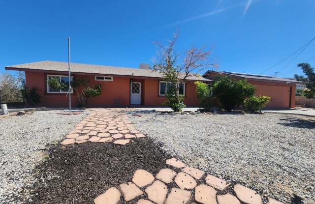 Must See! Spacious 3 Bedroom Home w/ Solar photos photos