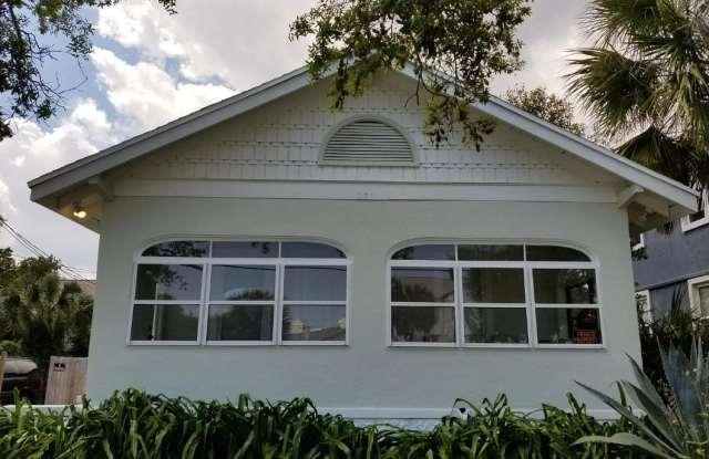 221 North Oleander Avenue - 221 North Oleander Avenue, Daytona Beach, FL 32118