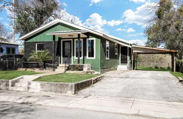 407 Big Foot photos photos