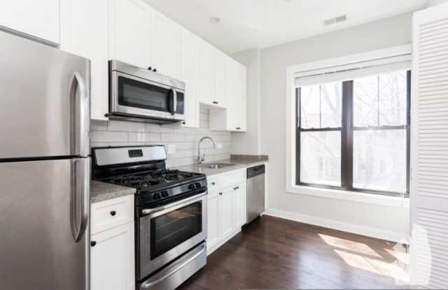 1604 W Belle Plaine Ave photos photos