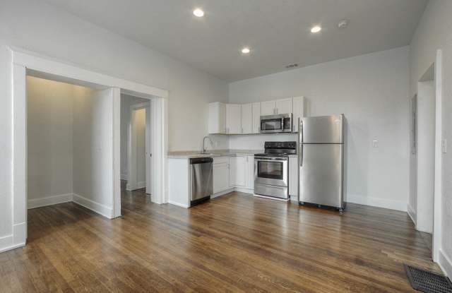 3228 East 11th Street - A photos photos 3228 East 11th Street - A photos photos