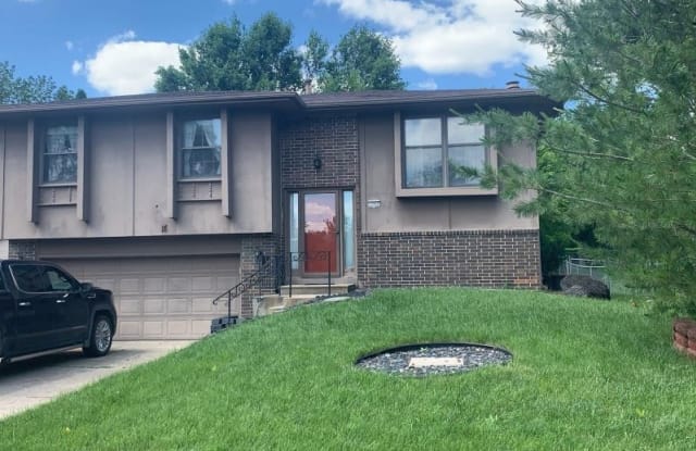 7705 RIDGEMONT DR - 7705 Ridgemont Drive, Urbandale, IA 50322