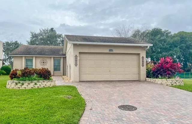 3998 Cypress Landing E Gallery 1