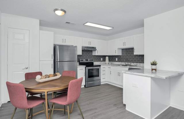 The Cole Apartments Gallery 4