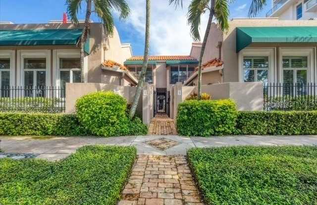 200 COCOANUT AVENUE photos photos