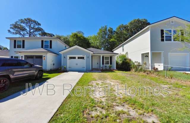 8606 Eaton Ave photos photos