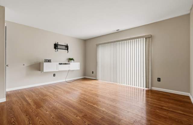 330 College Park Drive - 1 Gallery 3