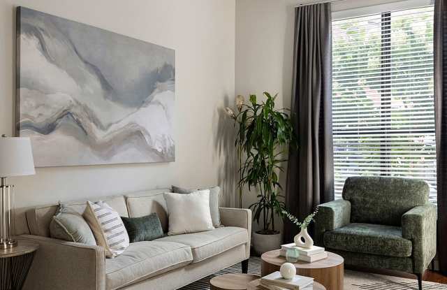 Pine Street Flats Gallery 3