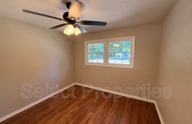 1801 Bernard Gallery 4