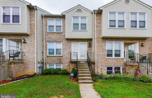 3305 WESTDALE COURT Gallery 2