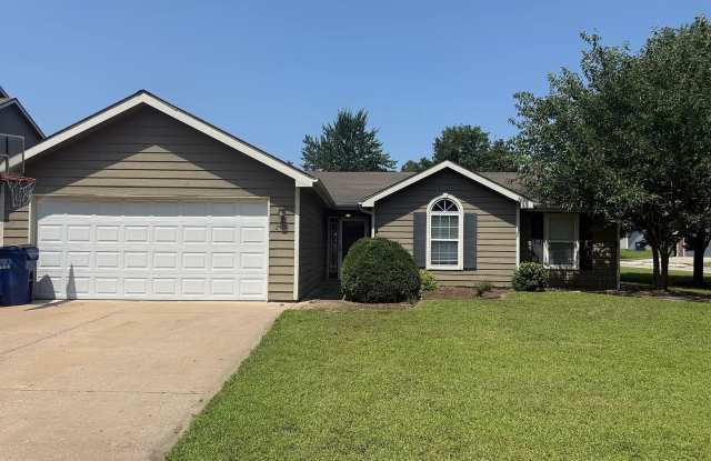 Beautiful 3BR, 2BTH home with 2 car att gar photos photos