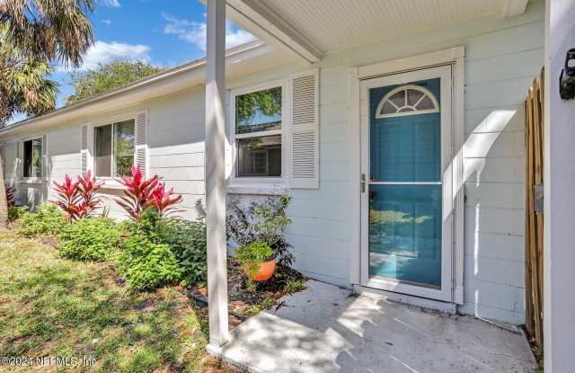 1813 SEMINOLE Road Gallery 3