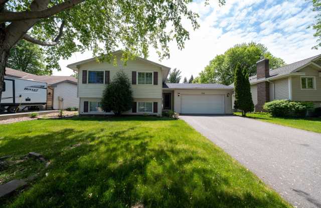 1120 Westbury Path photos photos