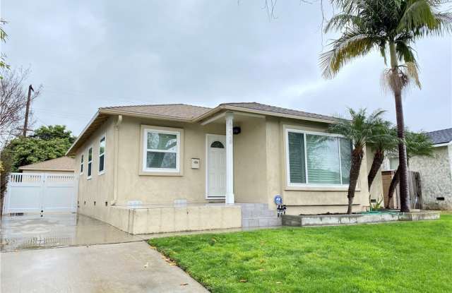 6228 Elsa Street Gallery 2