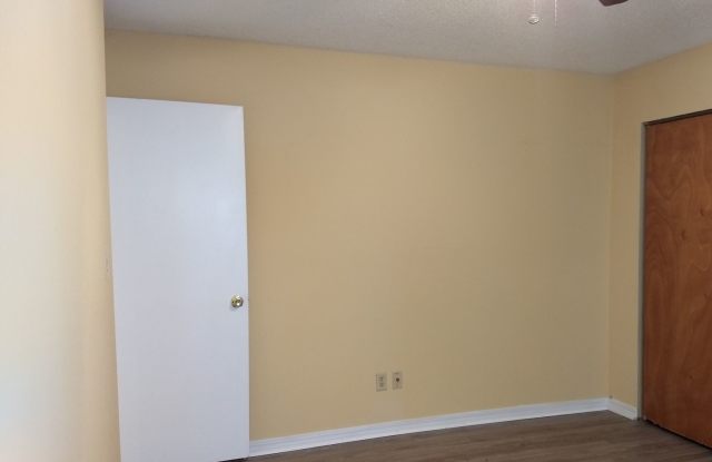 6402 Cooper Lane Apt Gallery 4
