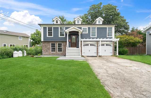 1731 Prime Street photos photos