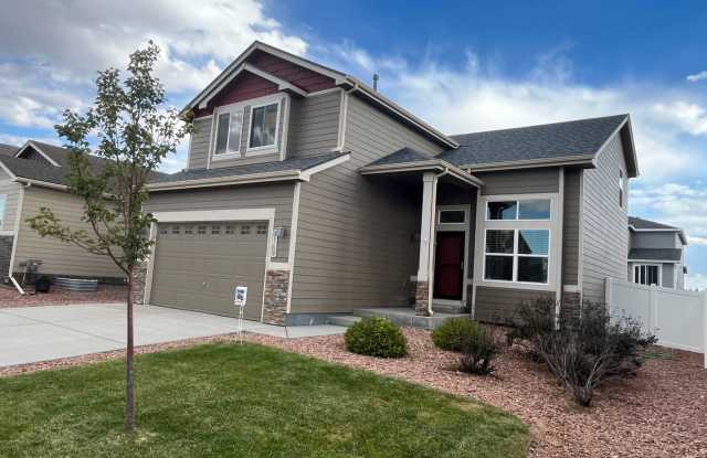 Amazing Cumberland Green home Gallery 3