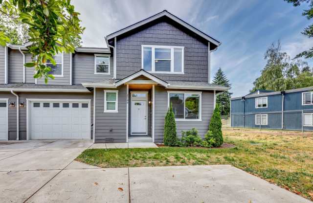 Newer Duplex Bremerton photos photos