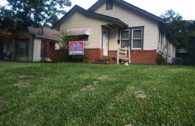 2116 North East Jersey Street - 2116 New Jersey St, Baytown, TX 77520