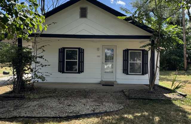 102 Dyer Dr - 102 Dyer Drive, Waynesville, MO 65583