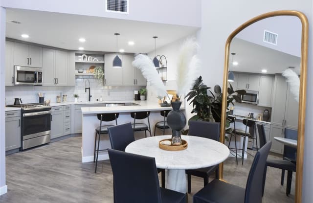 Alexan Gallerie photos photos
