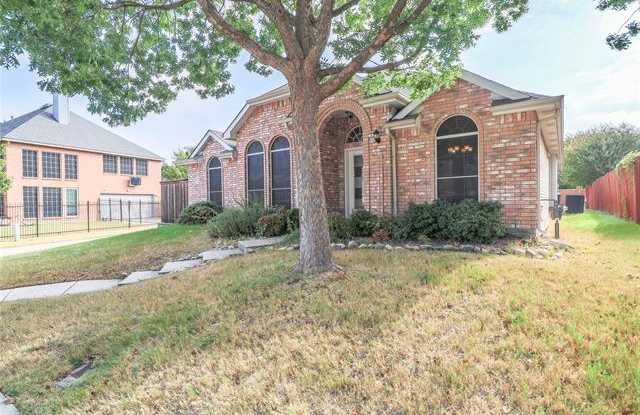 813 Hudson Bay Court Gallery 3