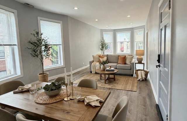 1414 W summerdale Avenue Gallery 4