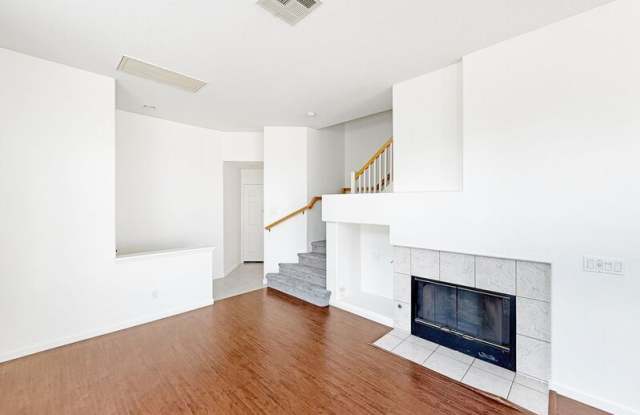 11954 Cypress Canyon Rd Gallery 3
