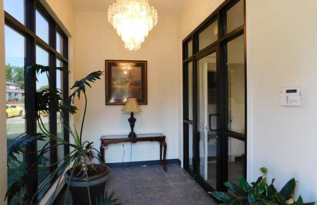2409 South 51st Court - 1 Gallery 2