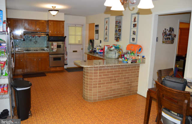 13114 WILTON OAKS DRIVE Gallery 4