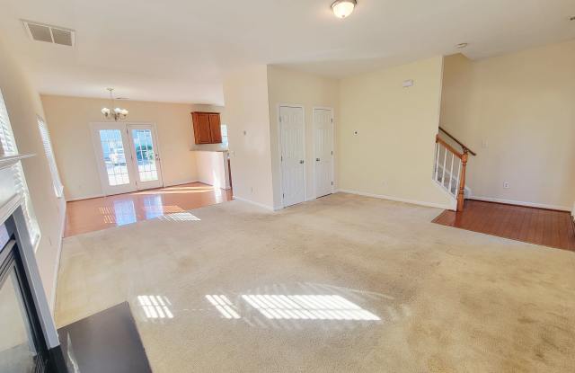 513 Sternwheel Way Gallery 4