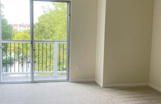 44106 NATALIE Terrace Gallery 3