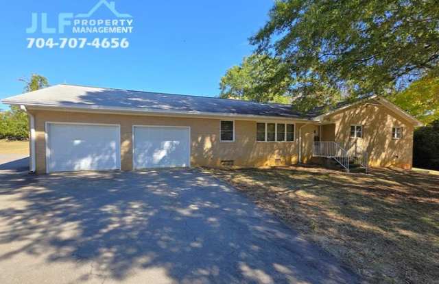9301 Gold Hill Road Gallery 2