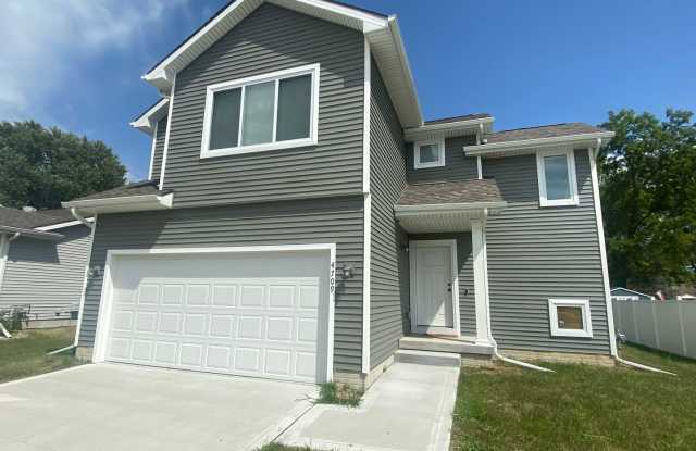 SOUTH ANKENY!! 3 Bedroom, 2.5 Bath Home in Ankeny photos photos