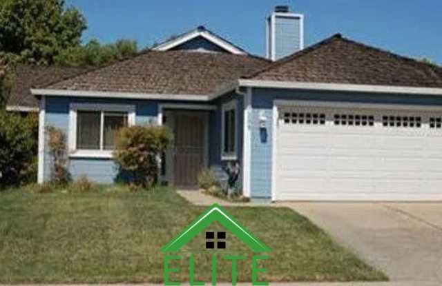 Charming Single-Story Home in the Heart of Elk Grove photos photos