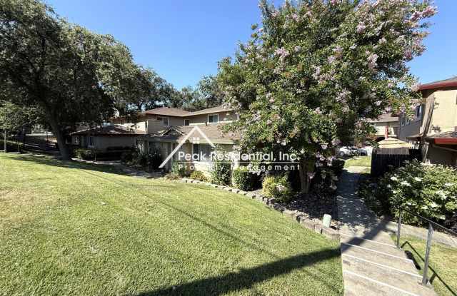 Spacious Carmichael 3bd/1.5ba Condo near Manzanita Madison Avenue - 5237 Manzanita Avenue, Carmichael, CA 95841 Spacious Carmichael 3bd/1.5ba Condo near Manzanita Madison Avenue - 5237 Manzanita Avenue, Carmichael, CA 95841