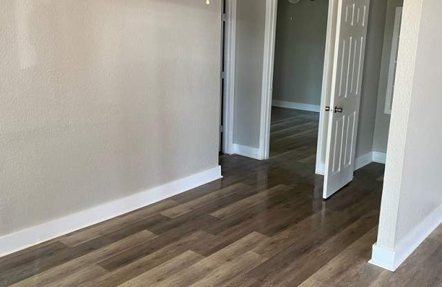 2 Bed 1 Bath House photos photos