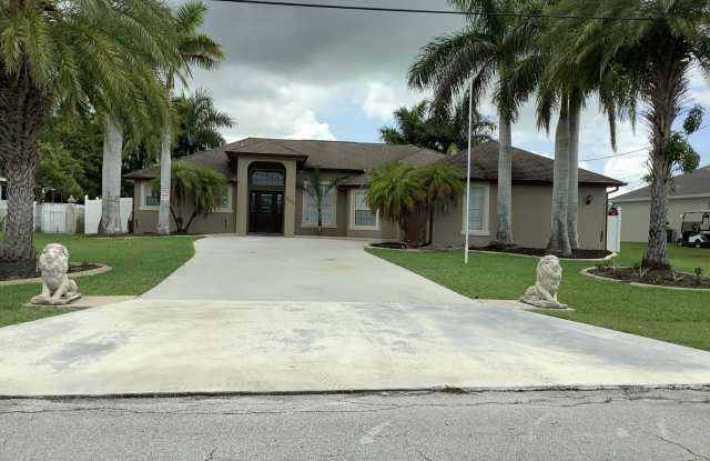 5828 NW Dana Circle photos photos